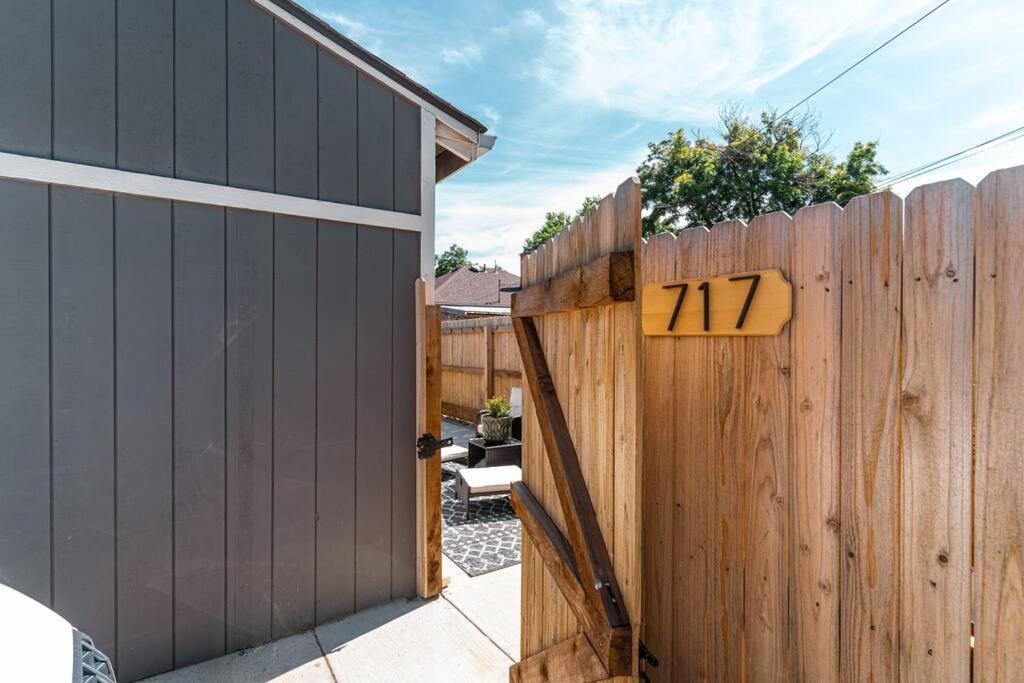 Beautiful Denver Carriage House Exterior foto